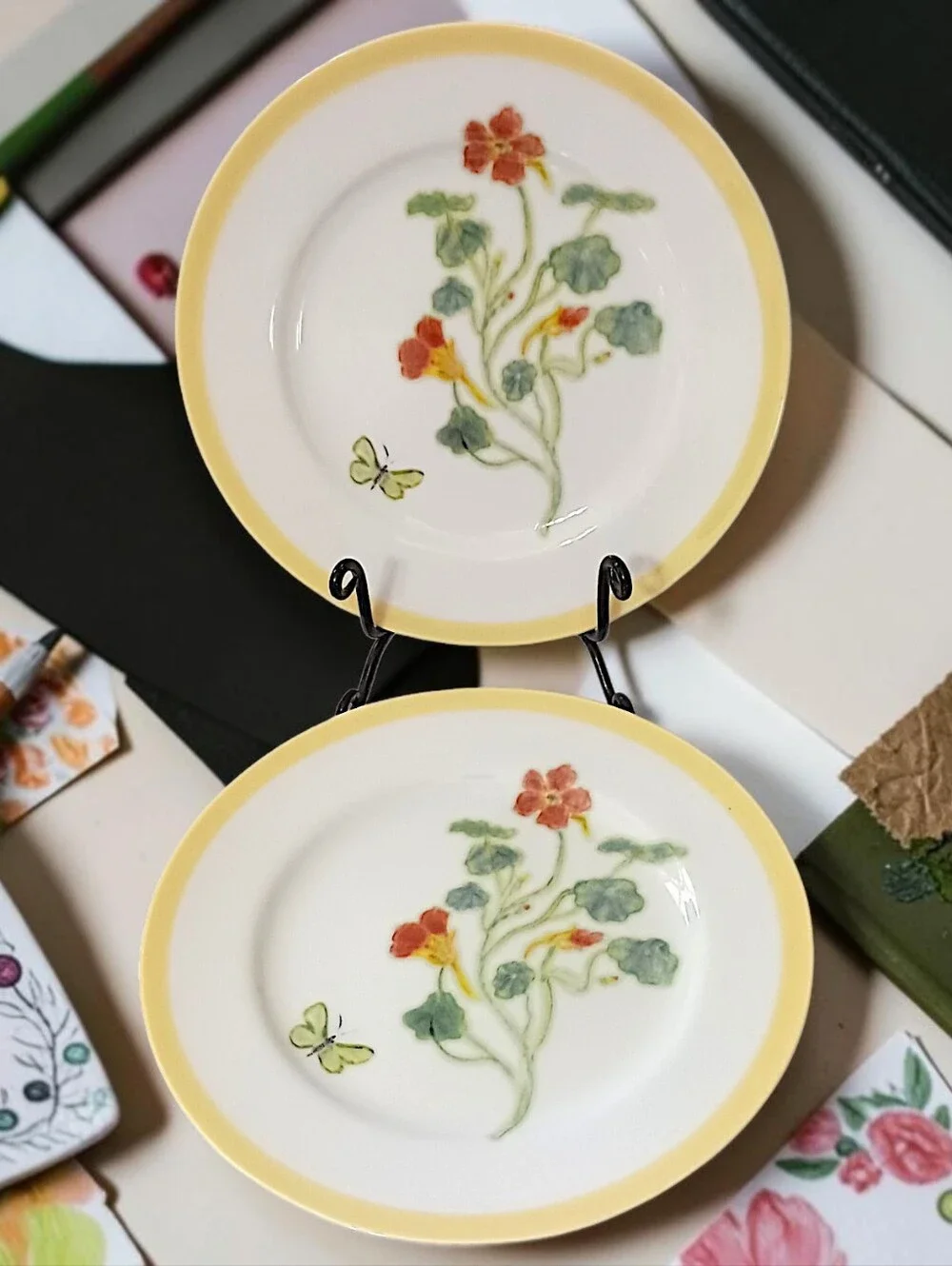 2 Williams Sonoma Flowering Herbs Salad Plates Purple Herb Flowers Nasturtium